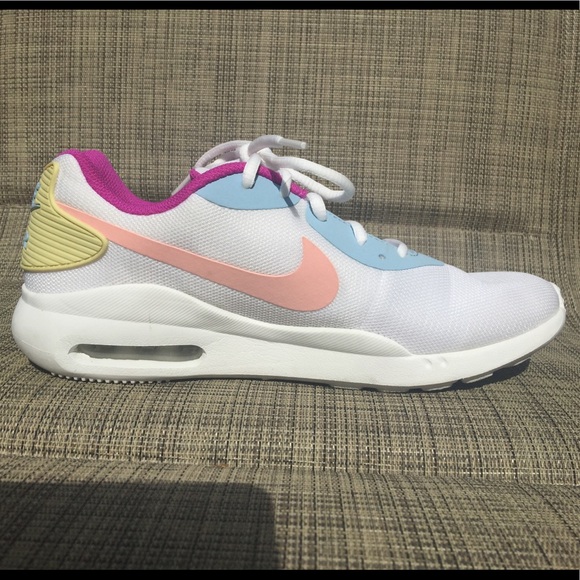 Nike Air Sneakers - Picture 8 of 11